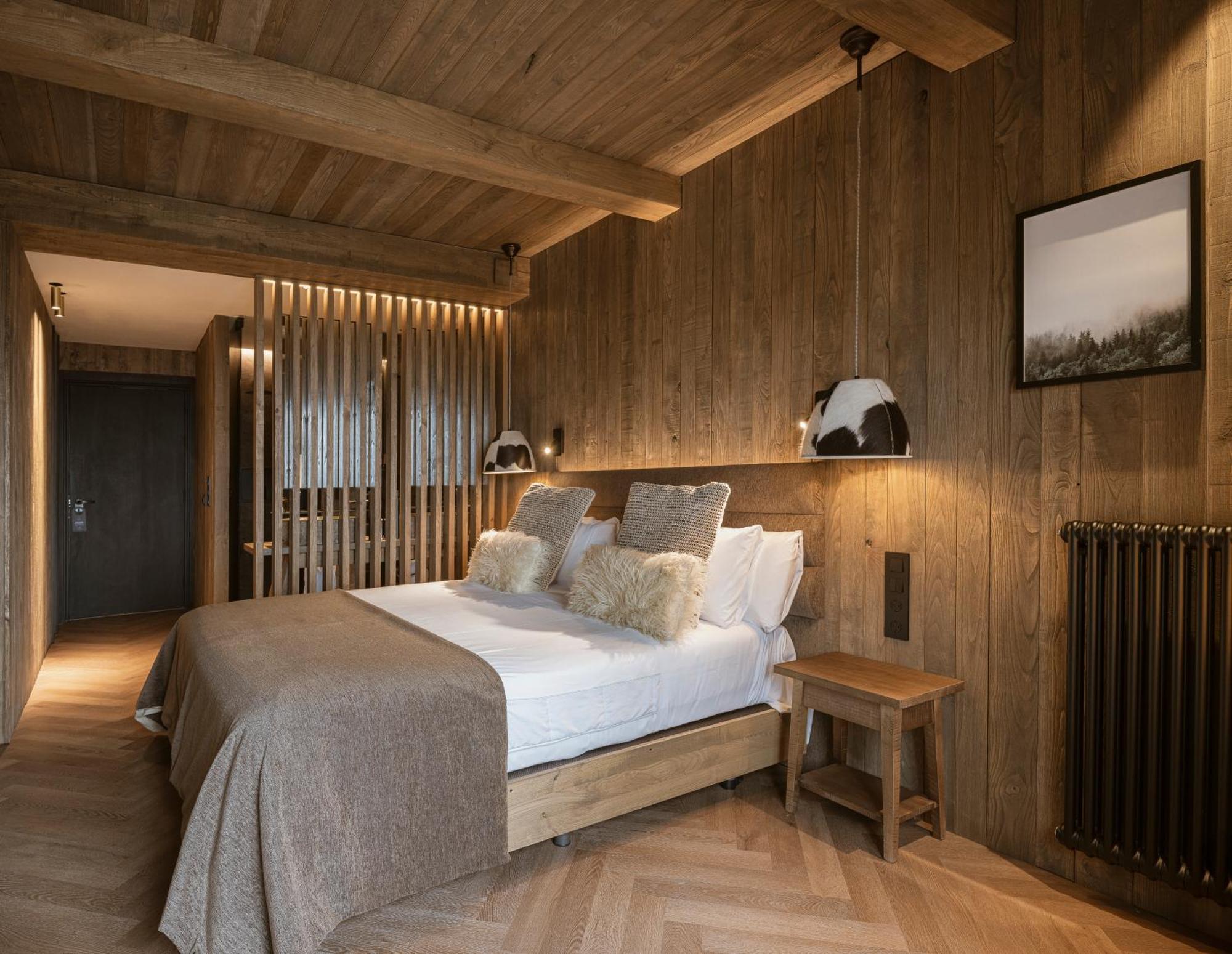 The Mountains Hotel เซียร์ราเนบาดา ภายนอก รูปภาพ